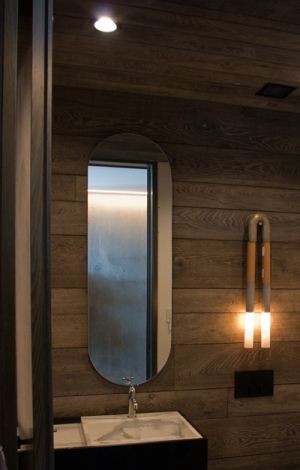mirror06